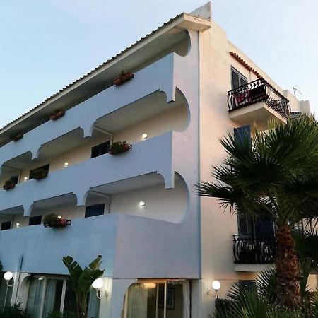 Baia Degli Dei Apartment Giardini Naxos Exterior foto