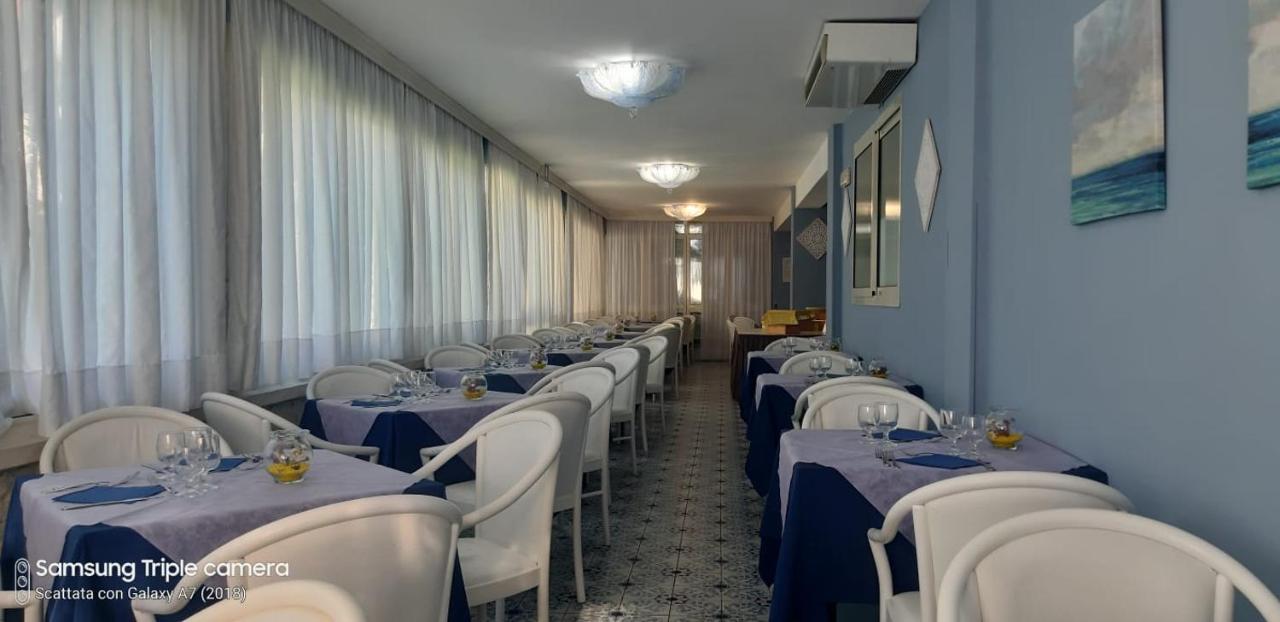 Baia Degli Dei Apartment Giardini Naxos Exterior foto