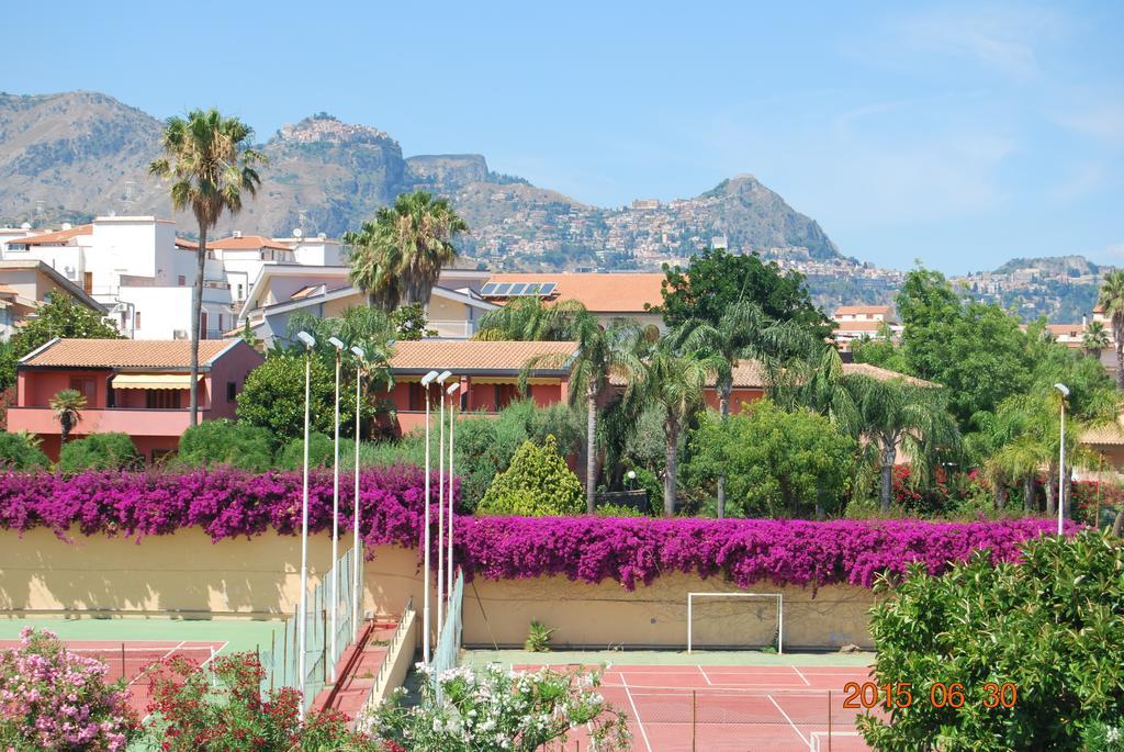 Baia Degli Dei Apartment Giardini Naxos Cameră foto