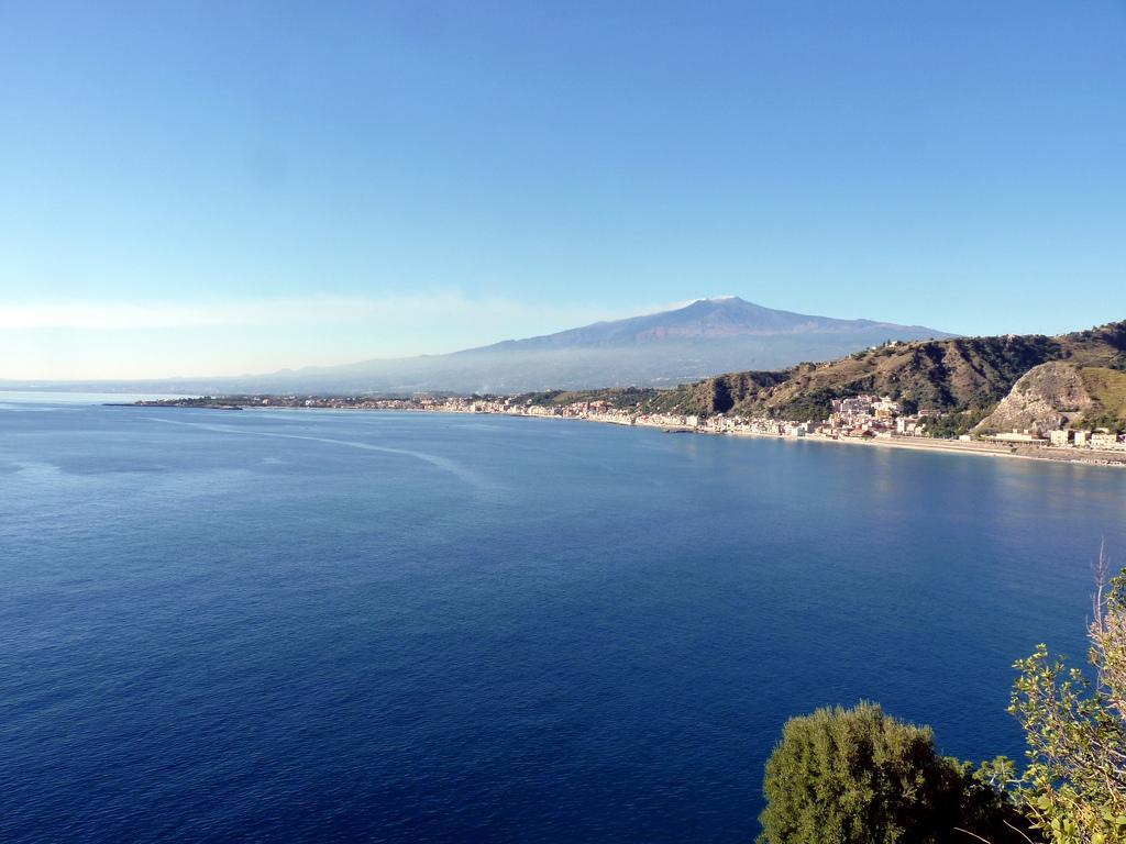 Baia Degli Dei Apartment Giardini Naxos Exterior foto